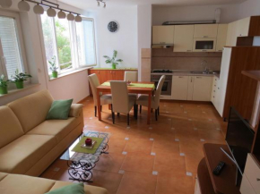  Apartment Polka  Ровинь